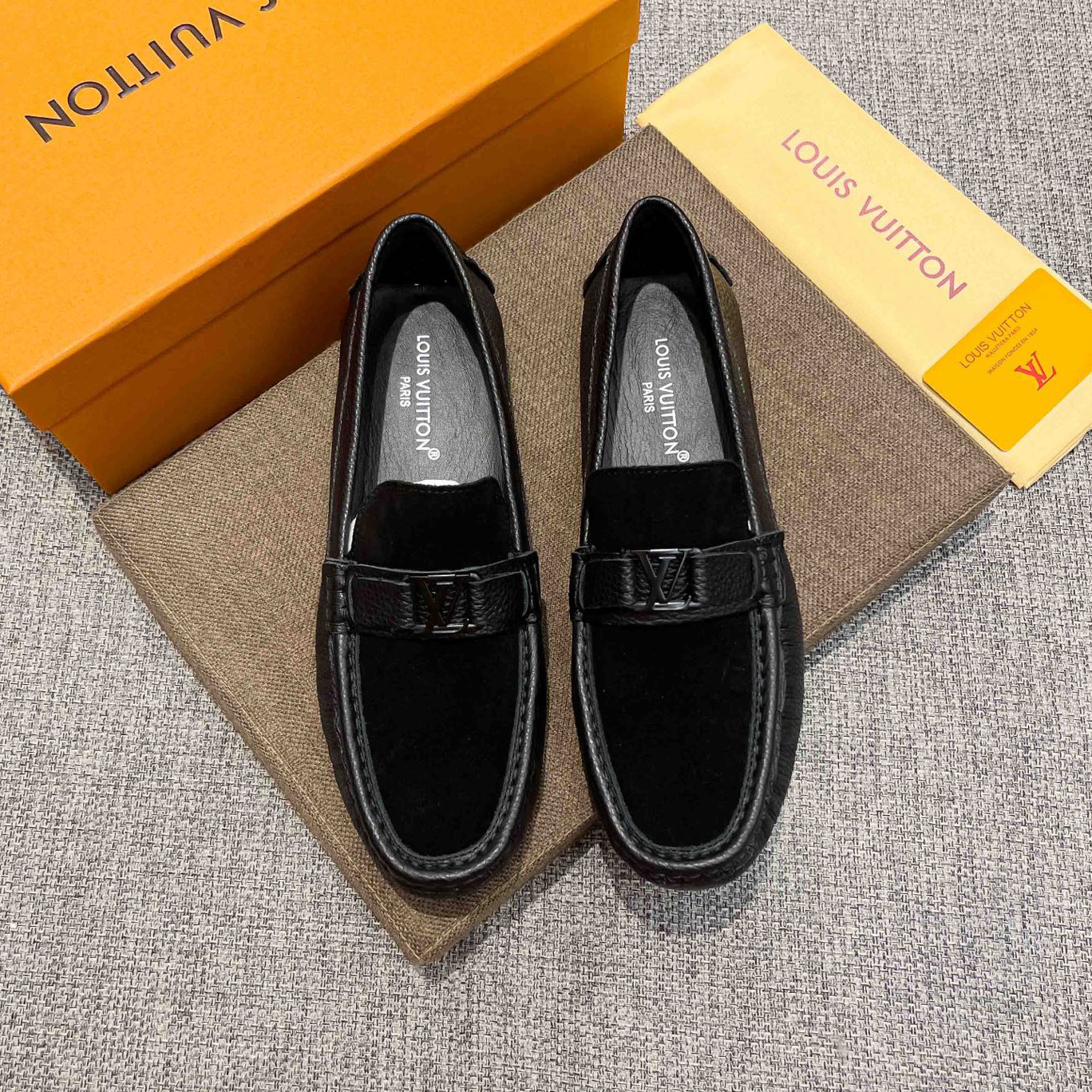 LV Men's Casual Loafers XX25090838