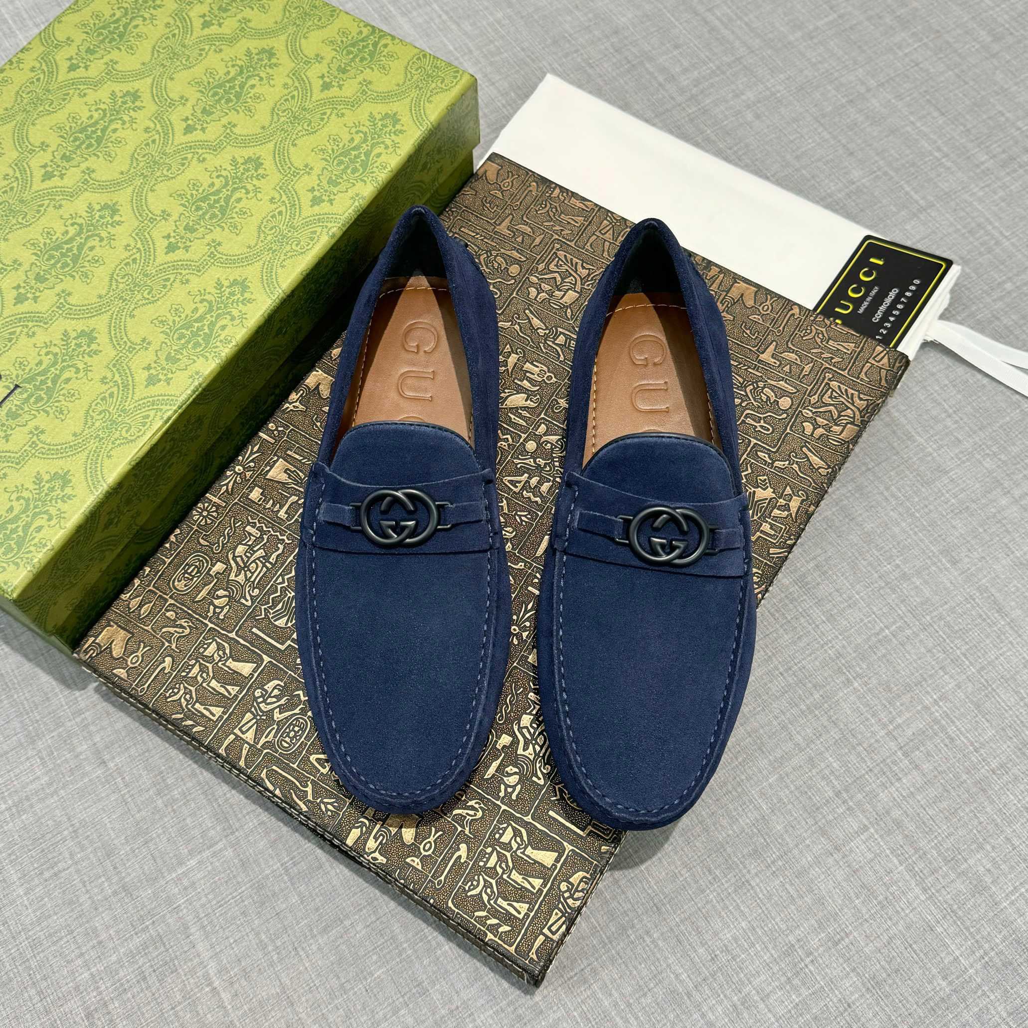 GG Classic Interlocking Double Glogo Suede Loafers FNG112120
