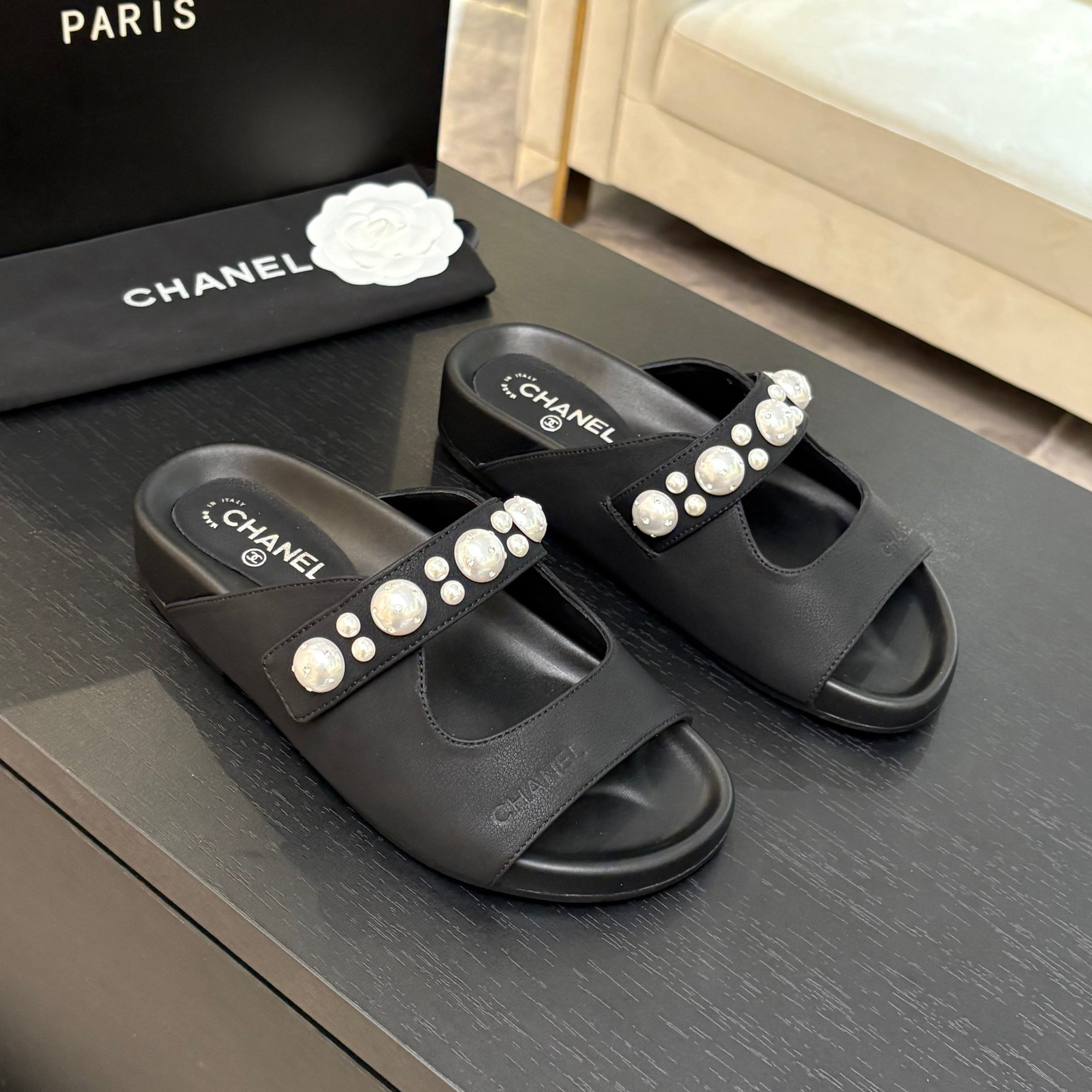 CH Women's Pearl-Embellished Sandals FH250550