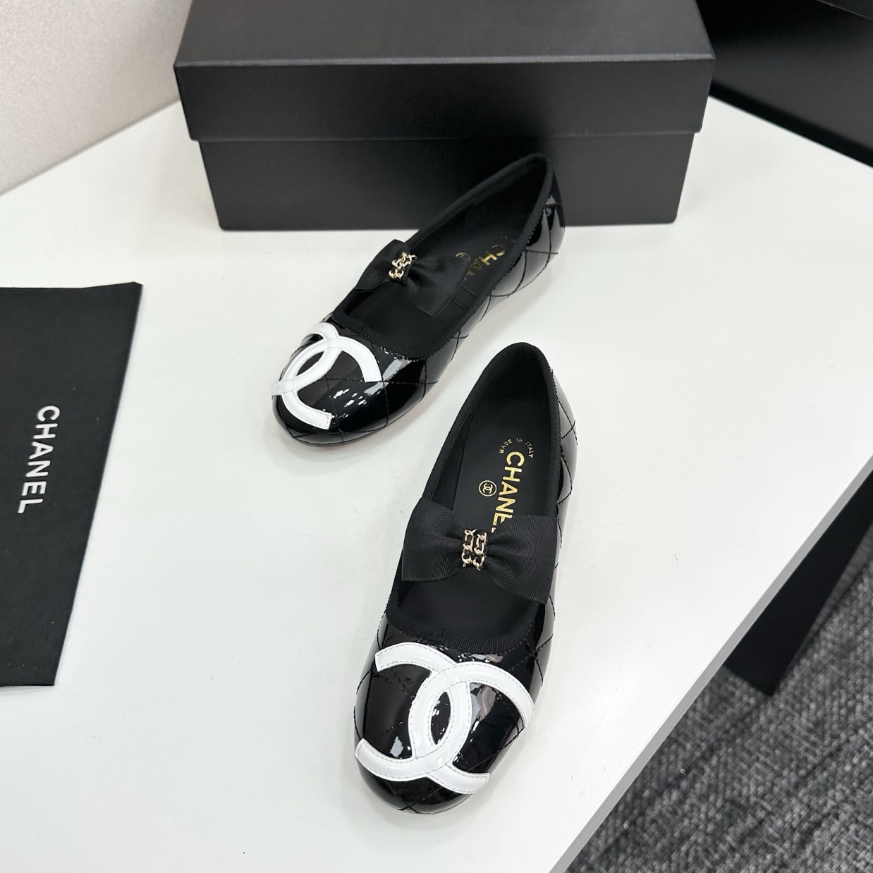 CH 25 New Chanel Cambon Shoes FNG112215