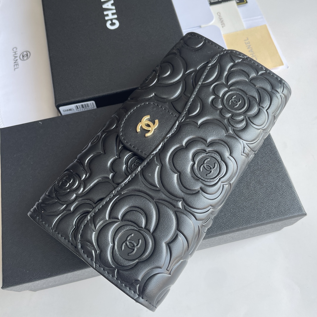 CH Camellia Flip Wallet FNG112235