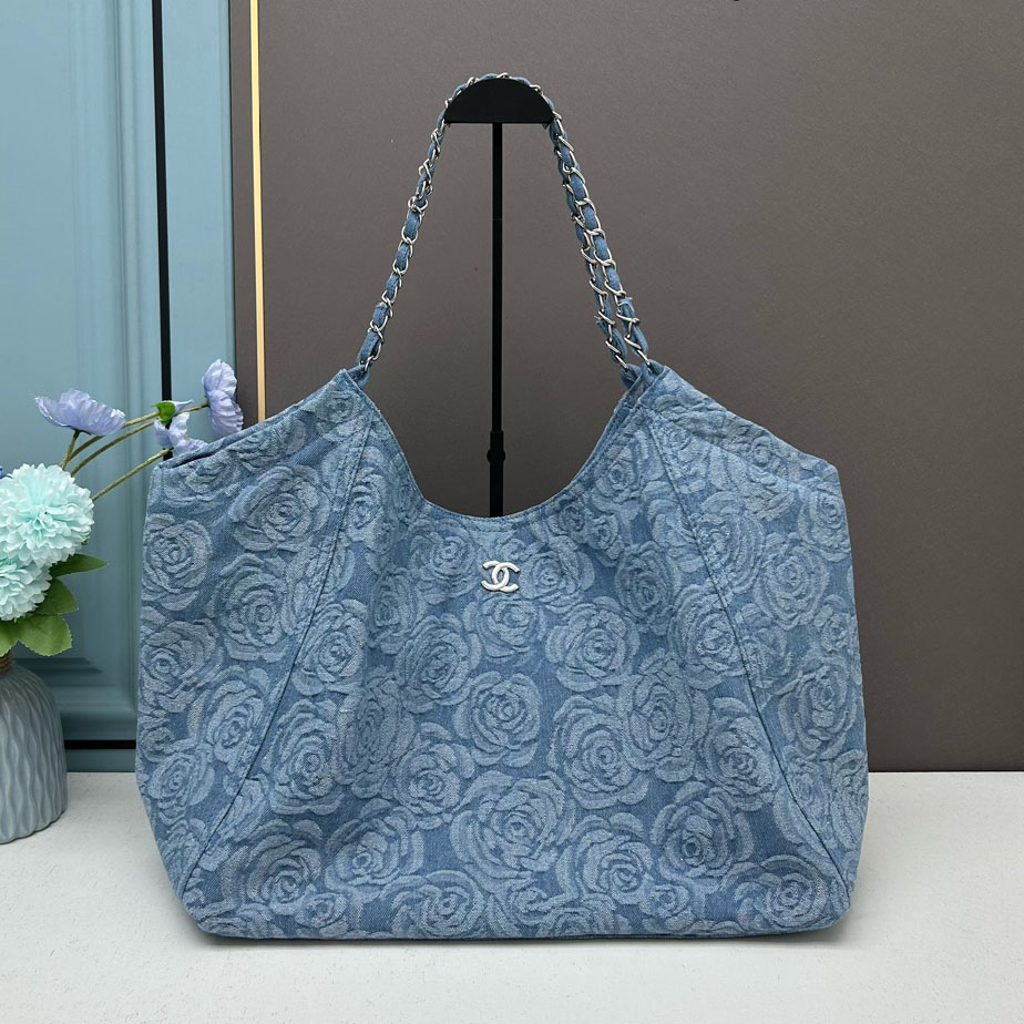 CH Cowboy Camellia Shopping Bag FNG112234