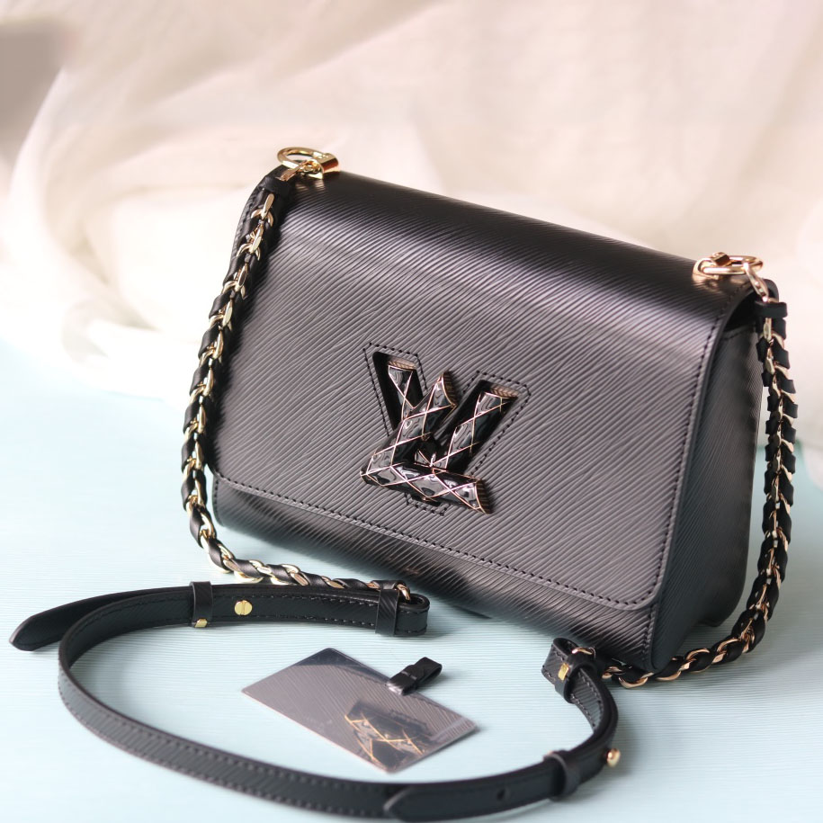 LV Twist Chain Bag - Medium FNY102202