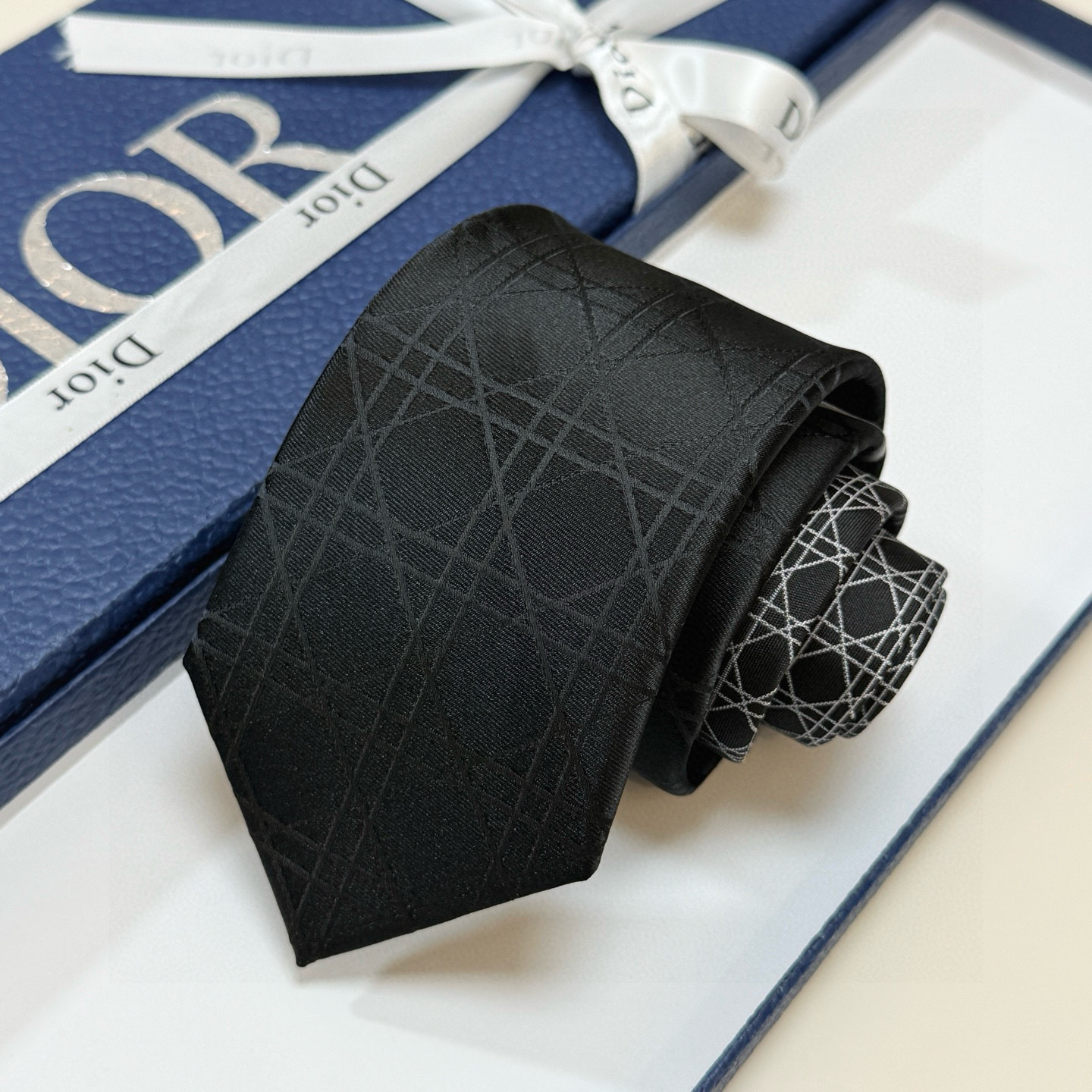 CD Men's Cannage Pattern Tie FNY082306