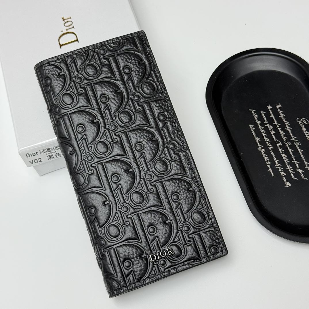 CD Classic Logo Embossed Wallet FNG112501