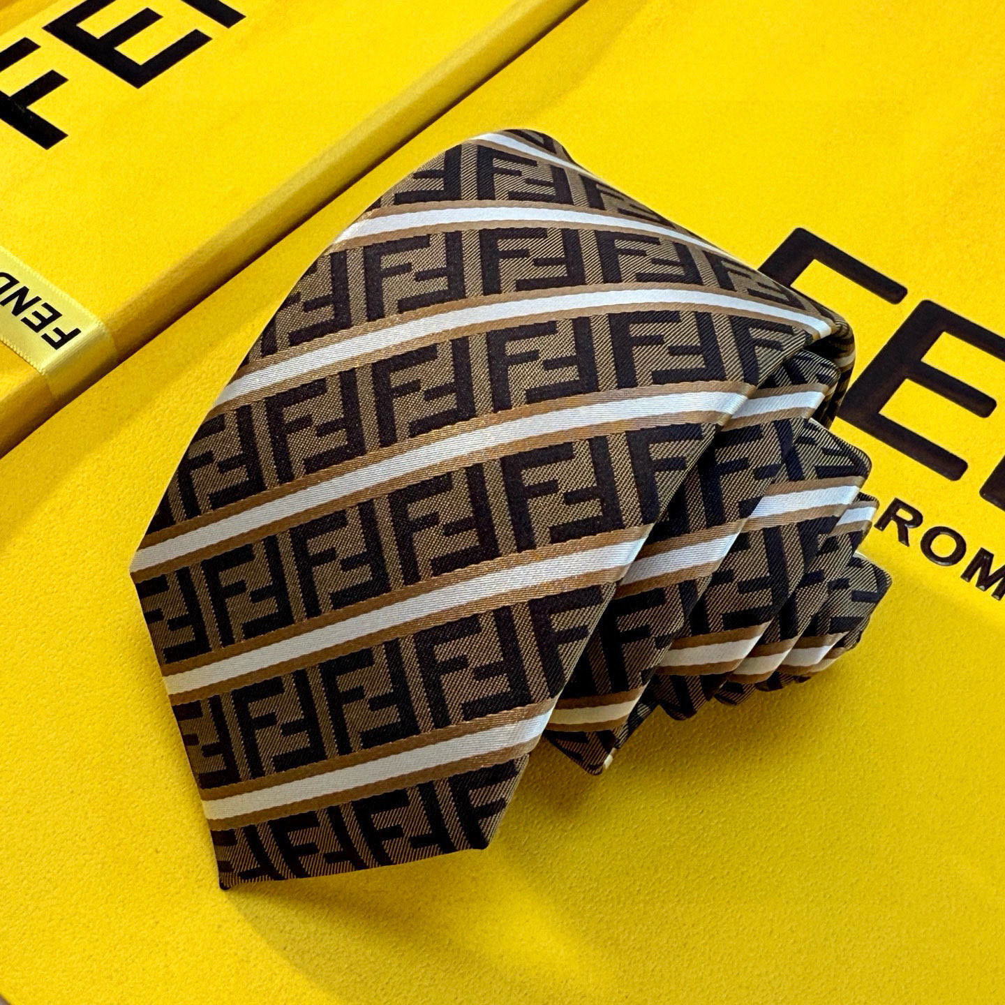 FD Men's Double F Jacquard Tie FNY082305