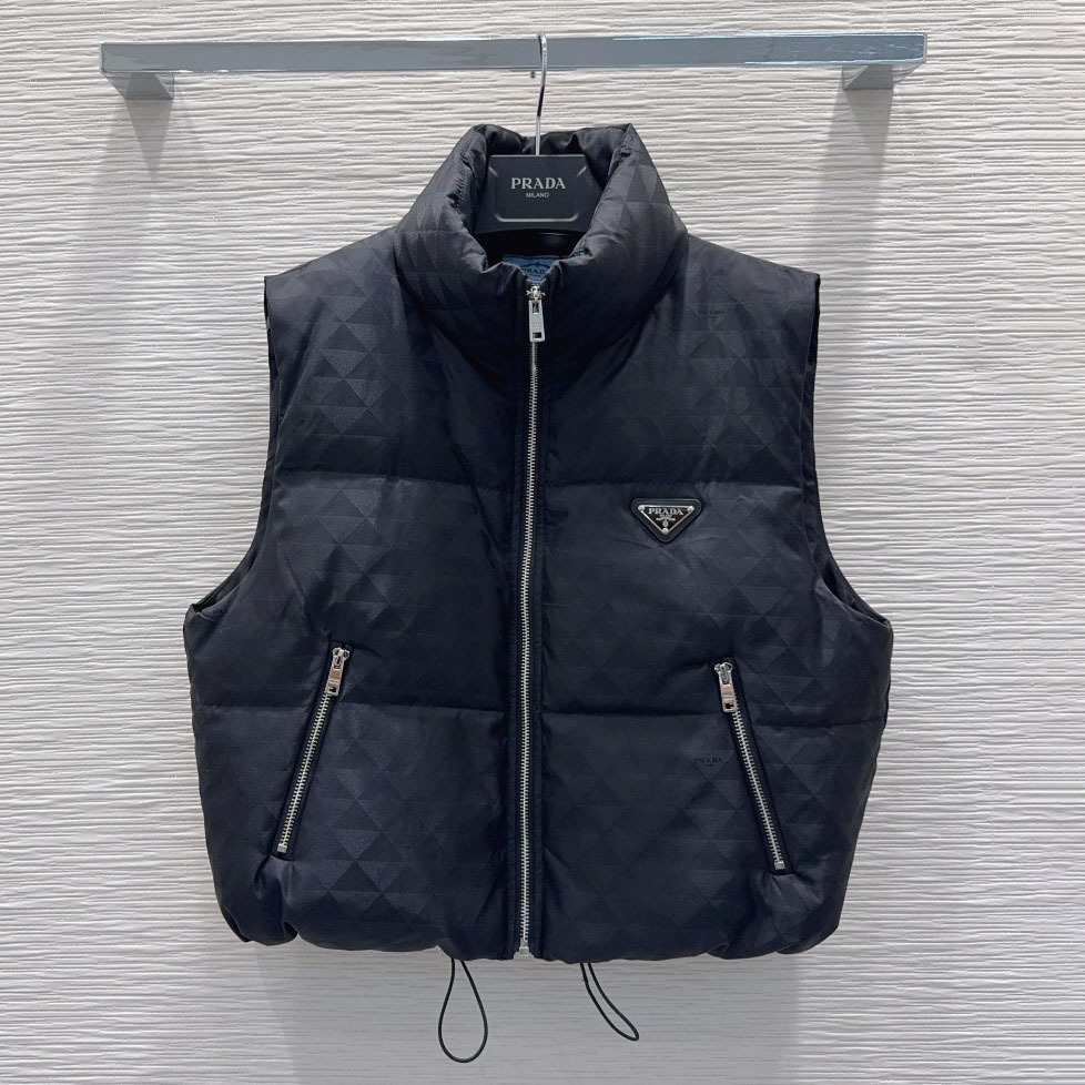 PRA Women's Triangle Check Jacquard Down Vest FNG112521