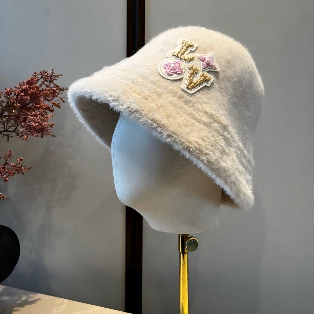 复制LV Knit Tie-Waist Beret Hat YVTF112710