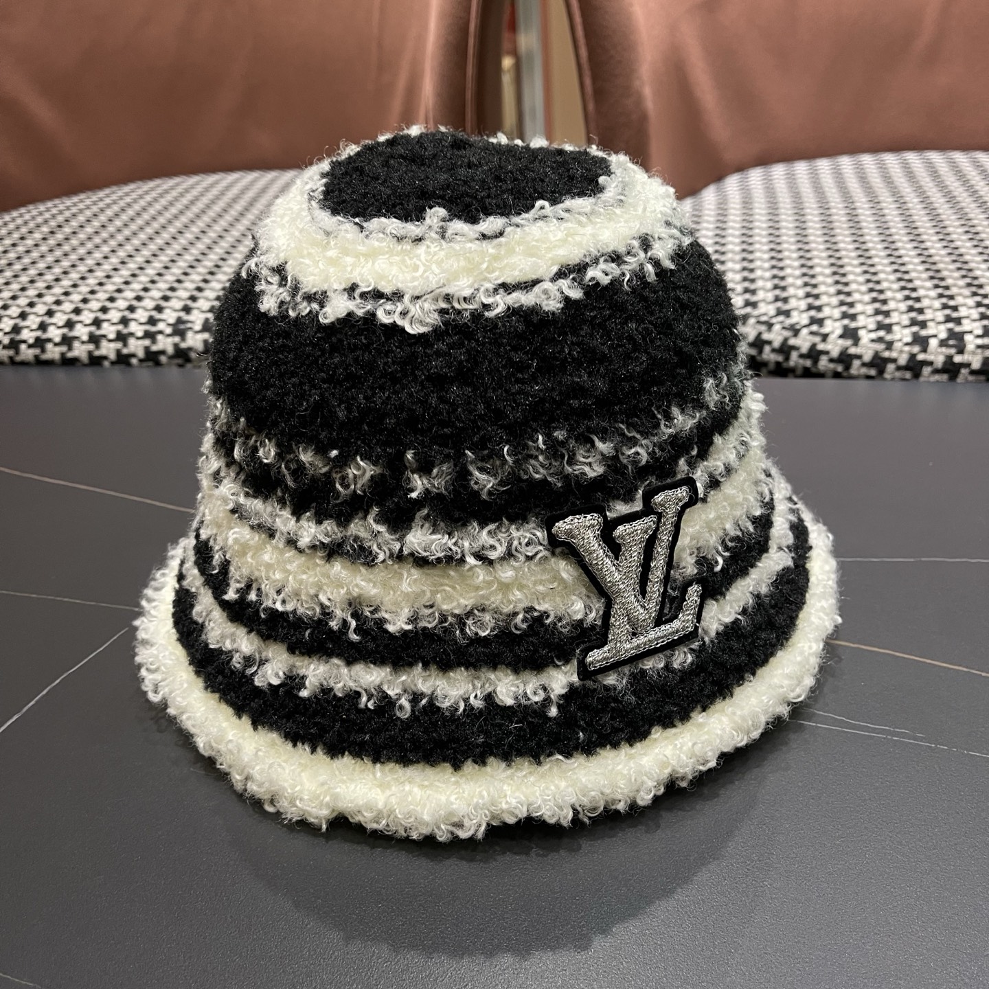 LV Fuzzy Knit Stripe Bucket Hat YVTF112702