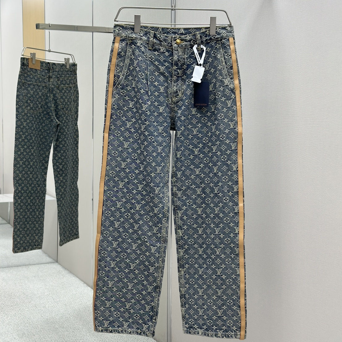 LV Men's Monogram Jeans FNG112702