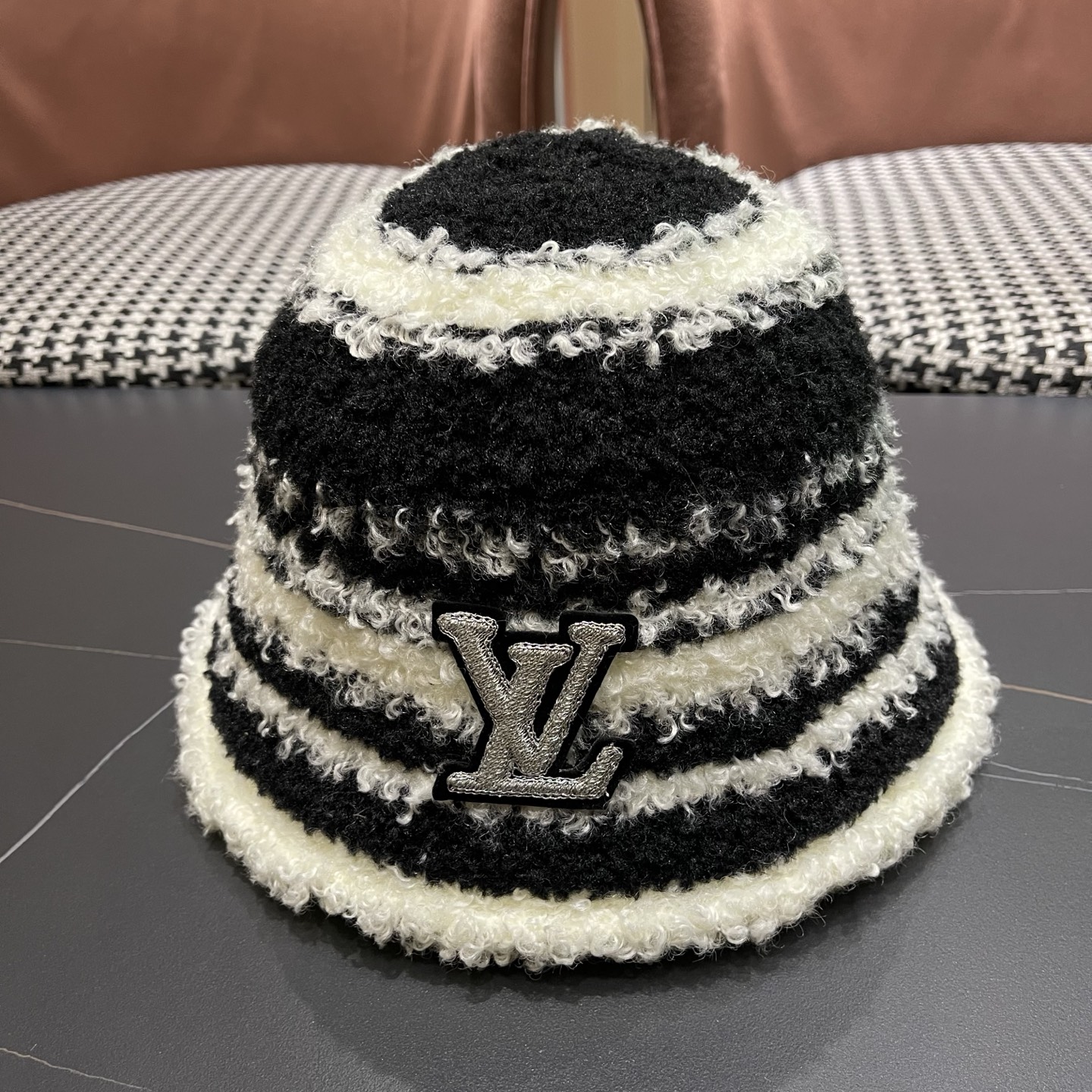 LV Fuzzy Knit Stripe Bucket Hat YVTF112702