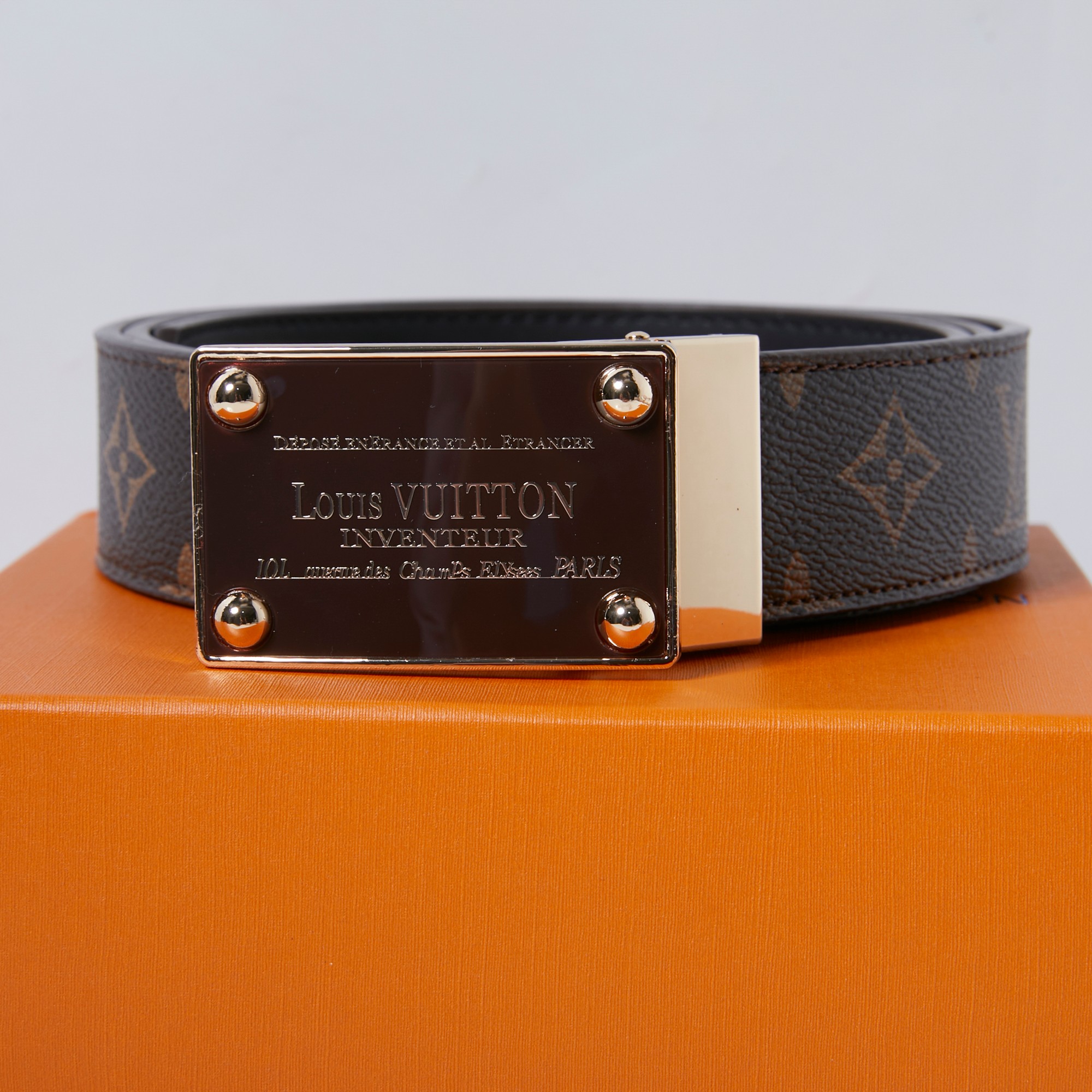 LV Men's Classic Square Buckle Belt FNG112718