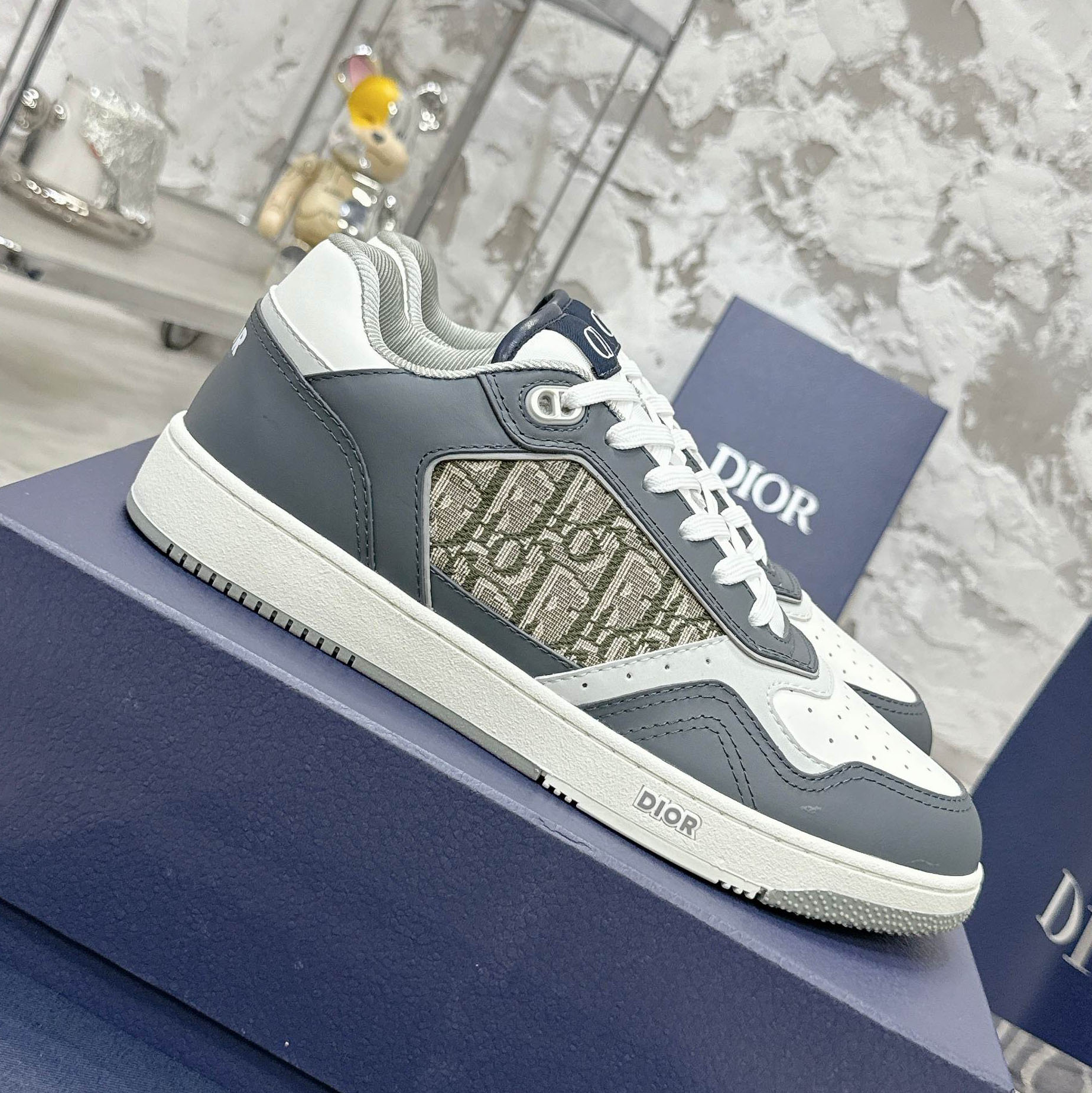 CD B27 Classic Oblique Print Patchwork Sneakers FNG120201