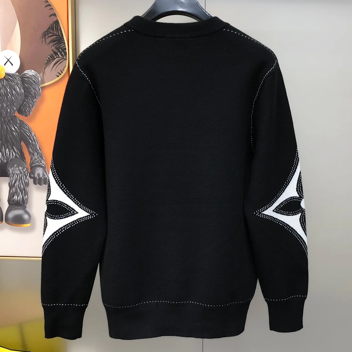 LV Men's Casual Crew Neck Sweater FNG122407