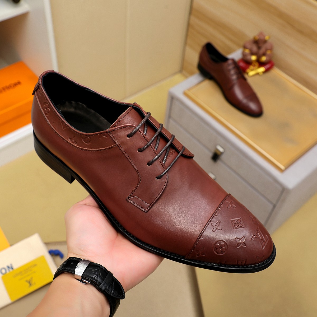 LV Men's Business Casual Leather Shoes FNG122622