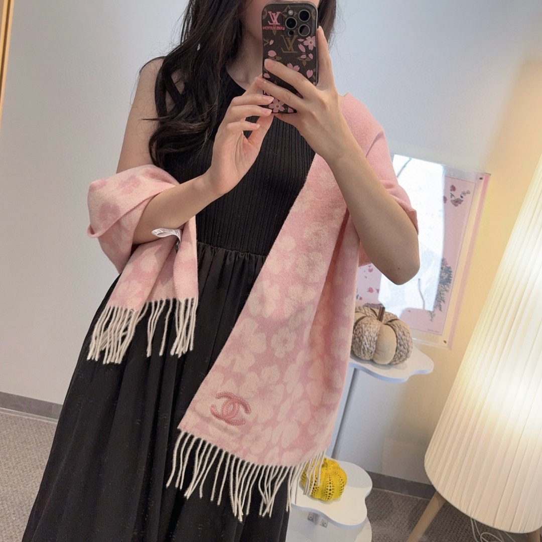 CH Camellia-Pattern Scarf YV25122603