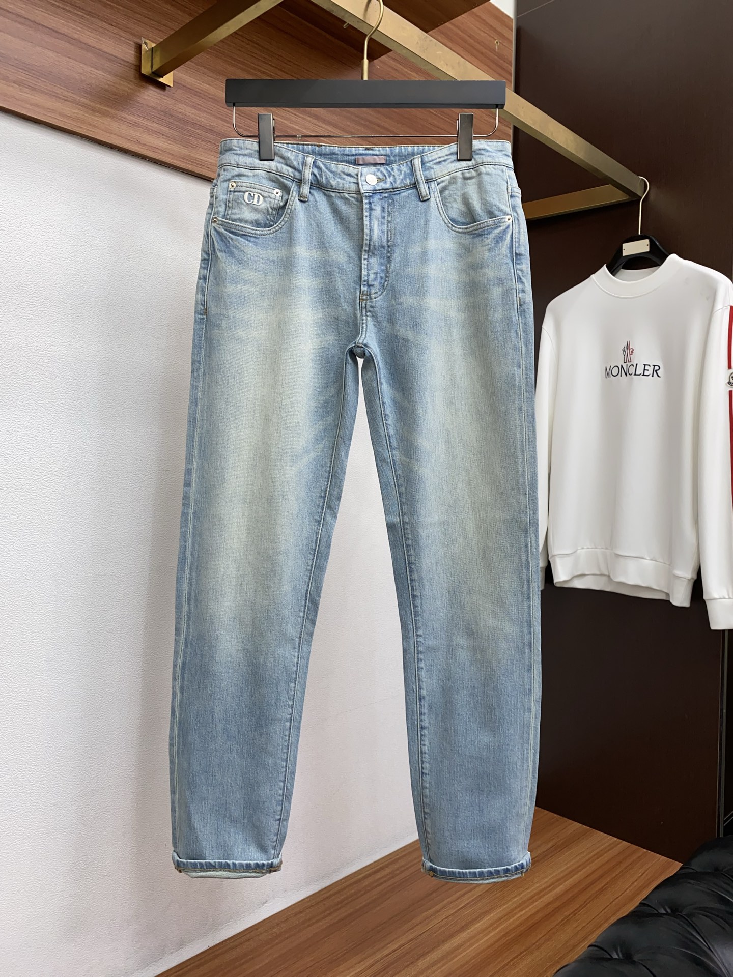 CD Men's New Embroidered Jeans BNL010303