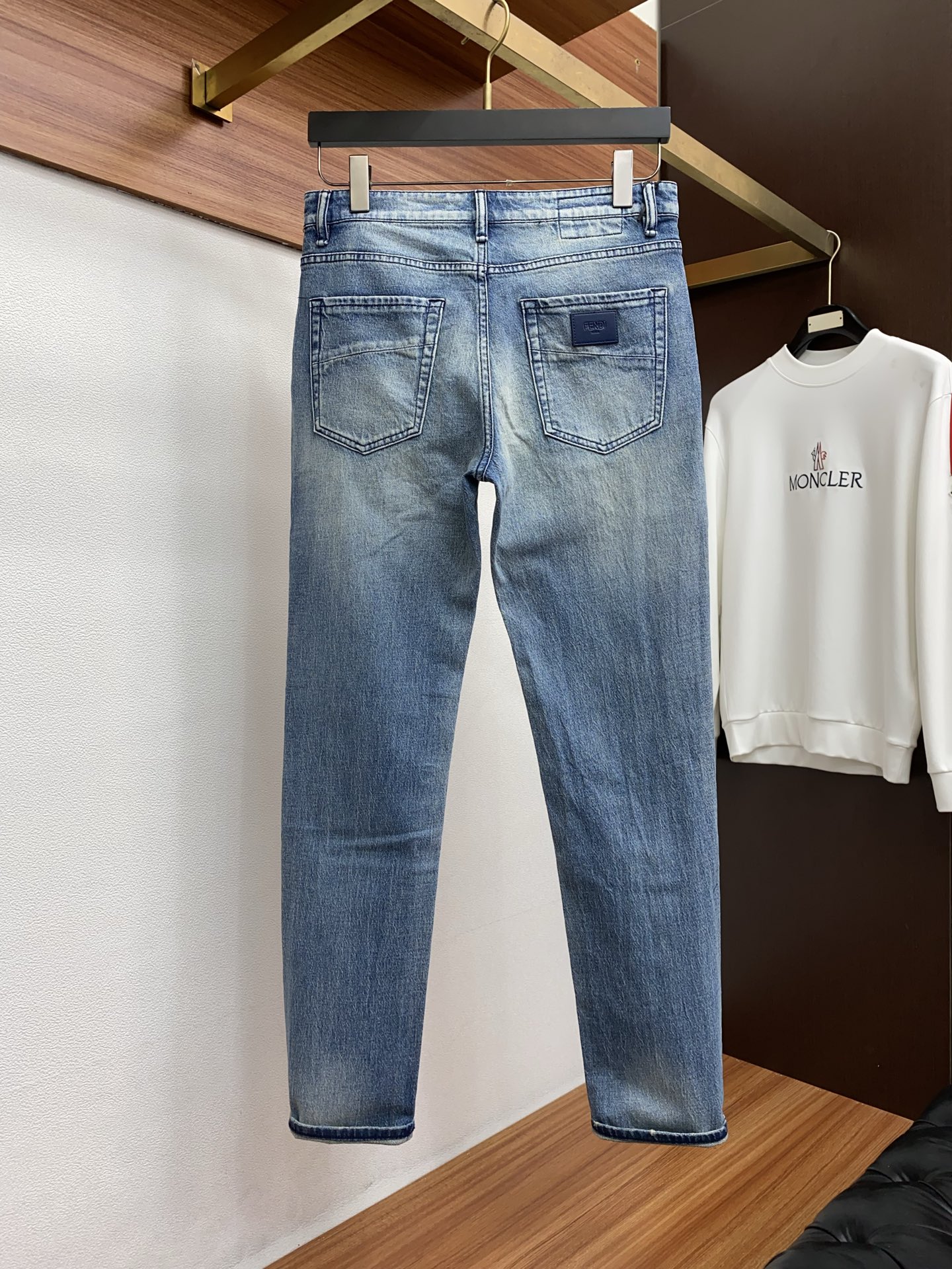 FD Men's Leather Label Logo Jeans BNL010409