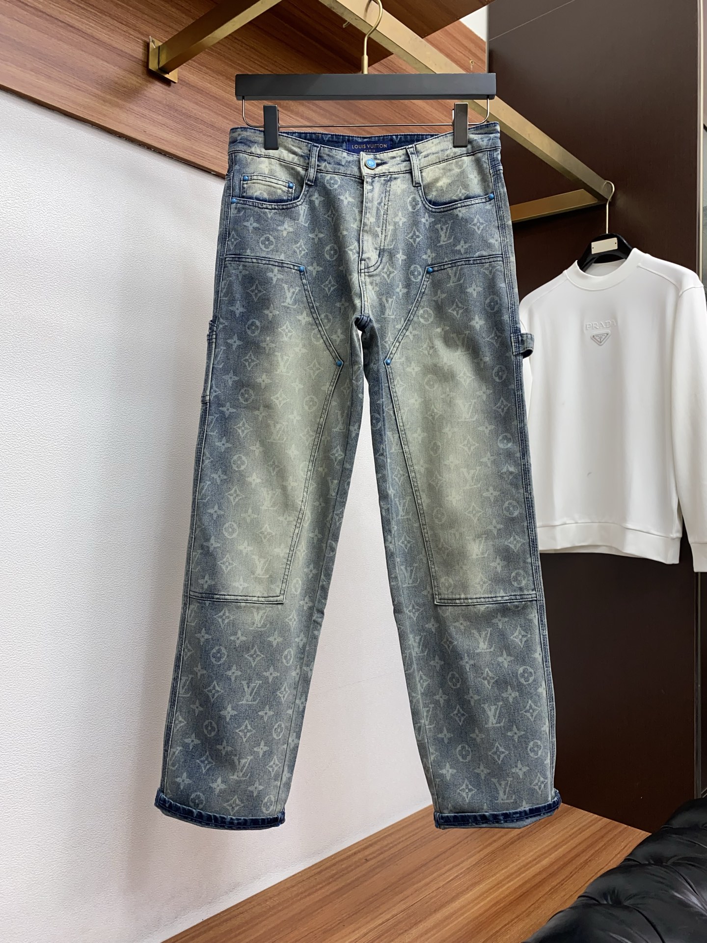 LV Men's Printed Jeans BNL010414