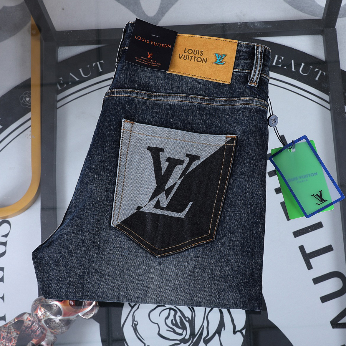 LV Men's Slim Fit Jeans BNL010428