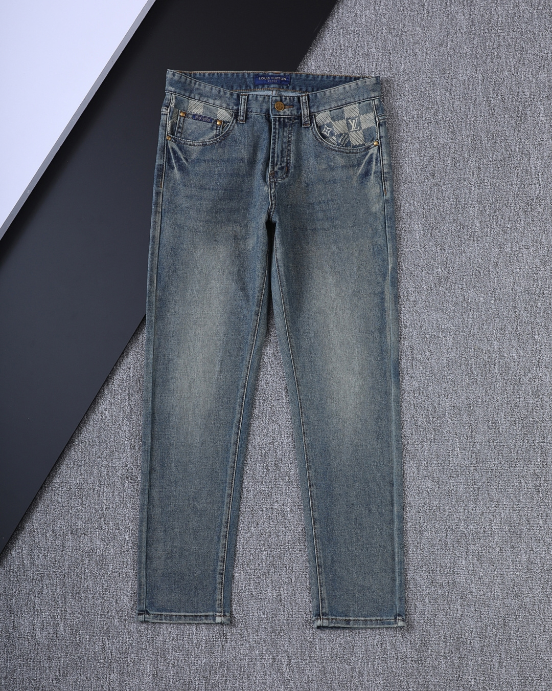LV Men's Casual Jeans BNL010436