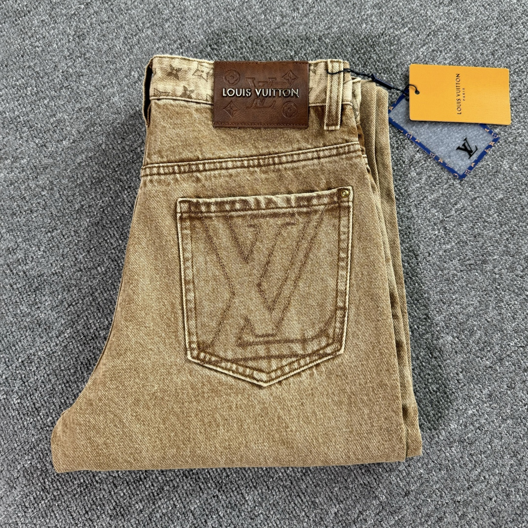 LV Men's Brown Simple Jeans BNL010629
