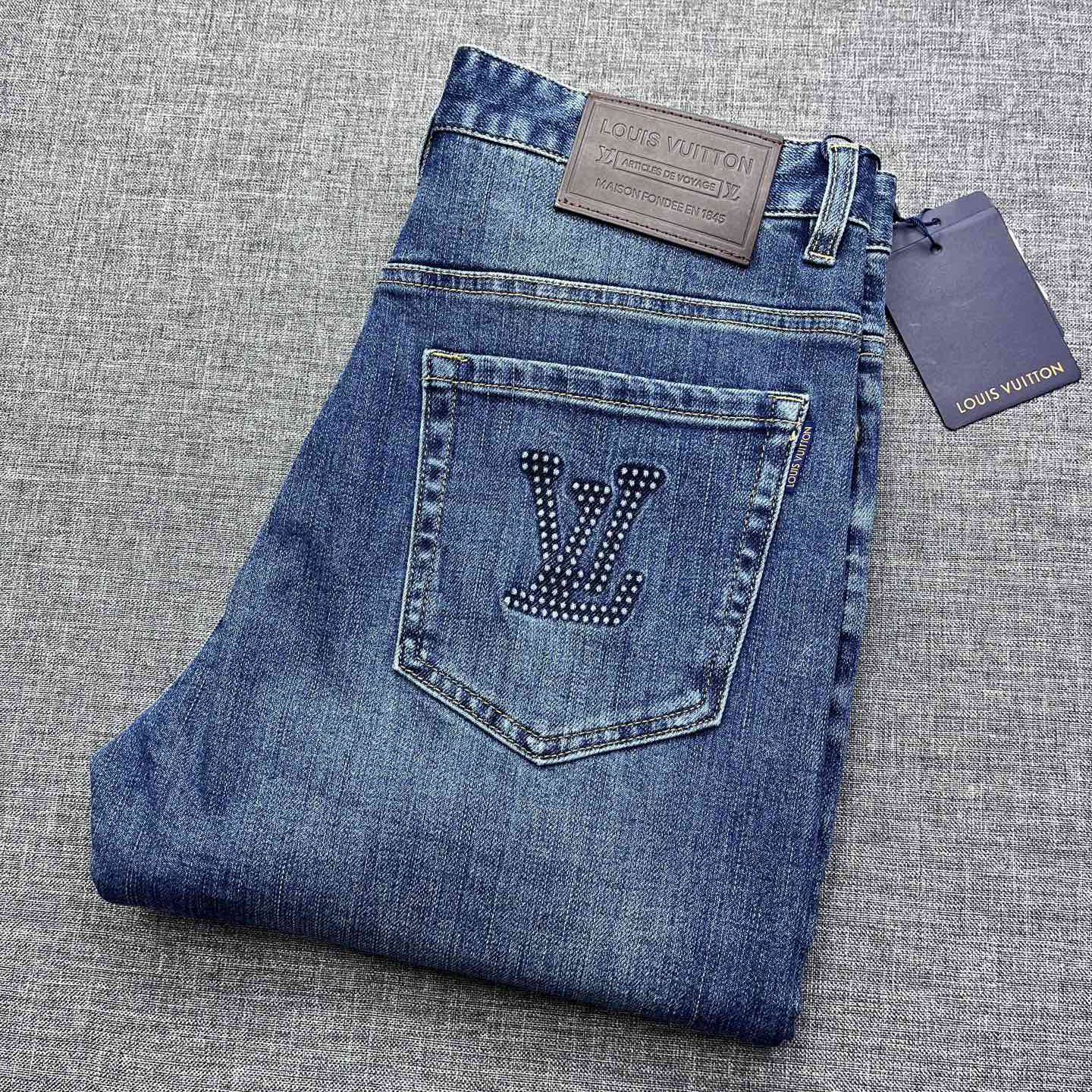 LV Men's Classic Logo Jeans BNL010639