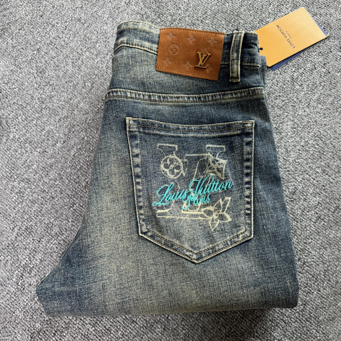 LV Men's Casual Jeans BNL010621