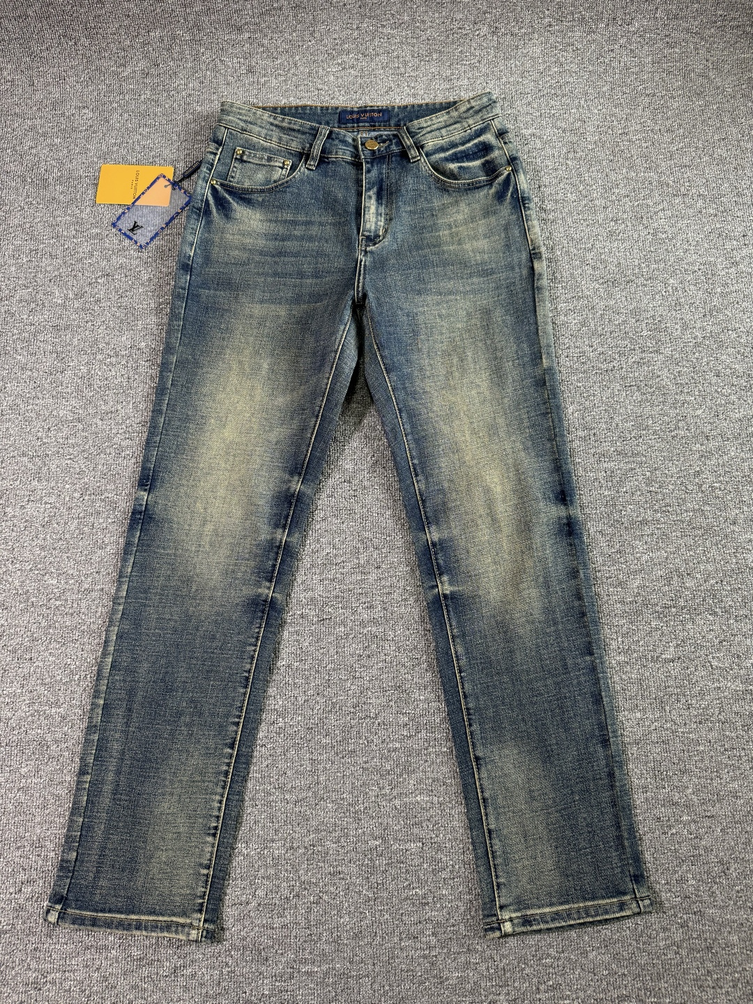 LV Men's Casual Jeans BNL010621