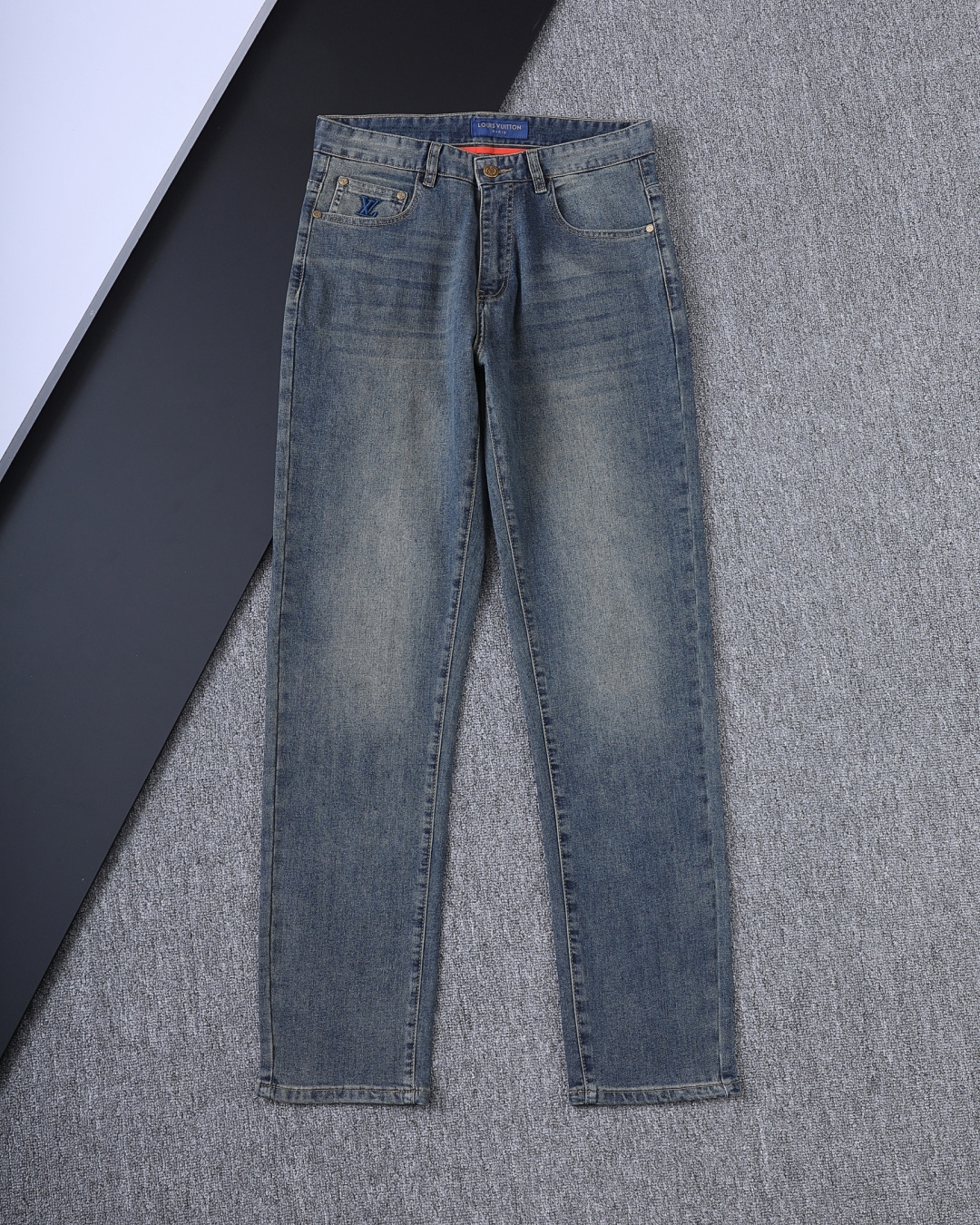 LV Men's Simple Jeans BNL010619