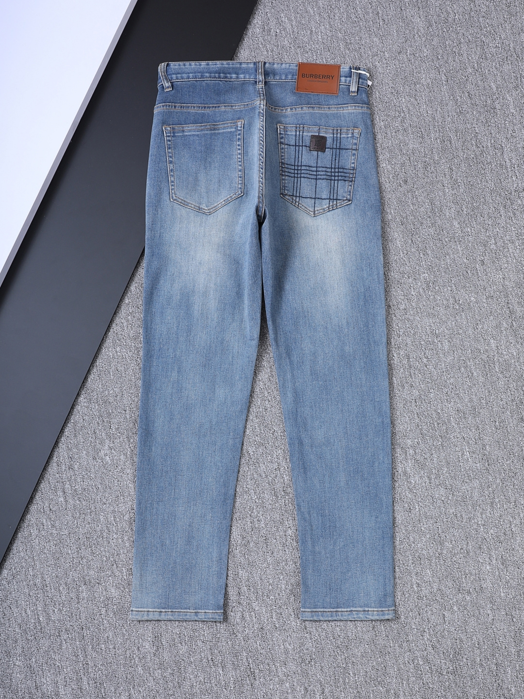 Bur Men's Classic B Logo Jeans BNL010620