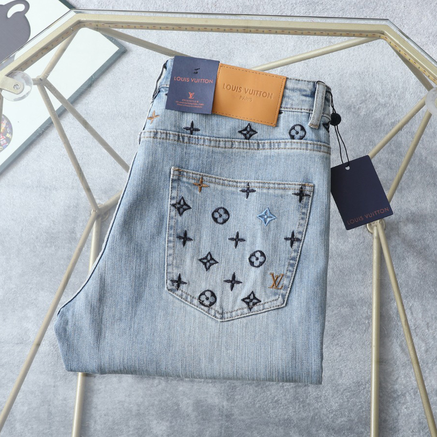 LV Men's Fashion Jeans BNL010632