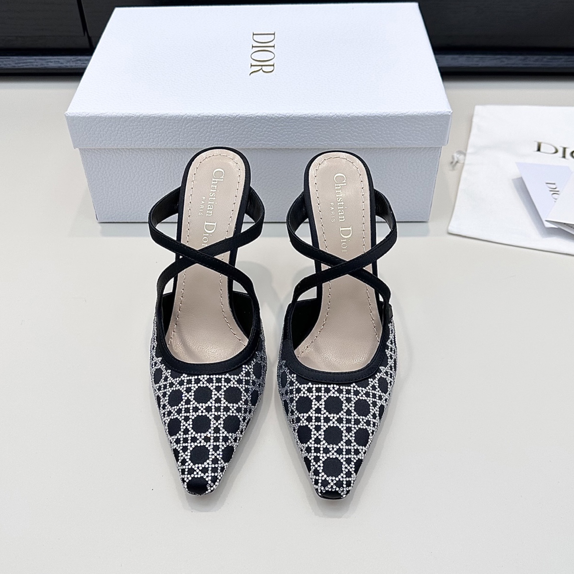 D 26New High-Heeled Sandals BNL01603