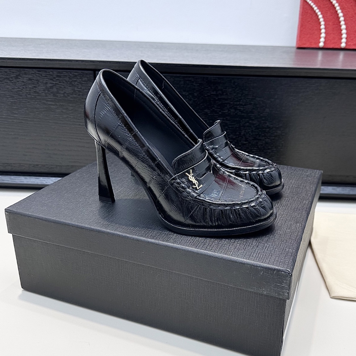 YL 26New Round Toe High Heels BNL01604