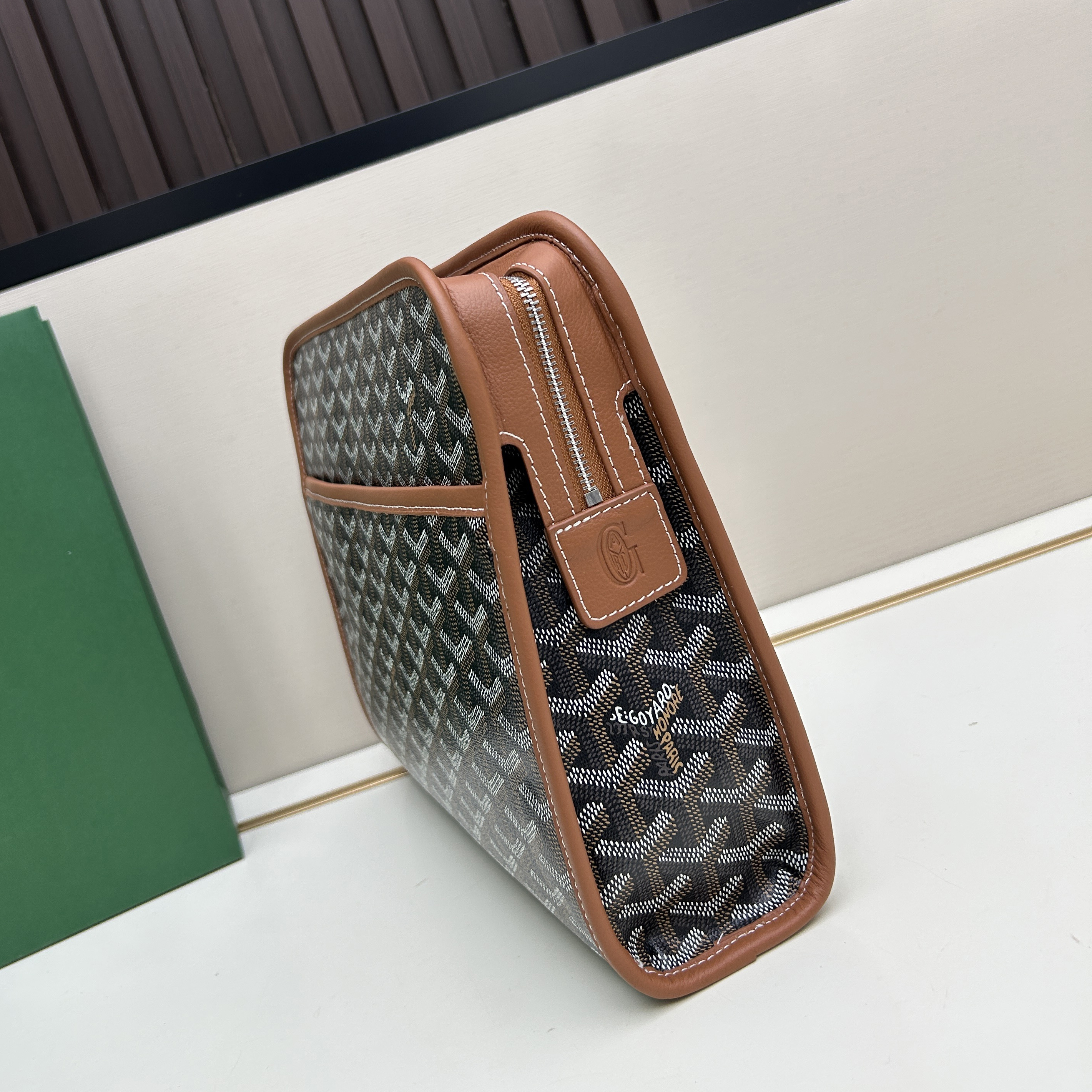 GY Classic Clutch Bag - Large BNL01804