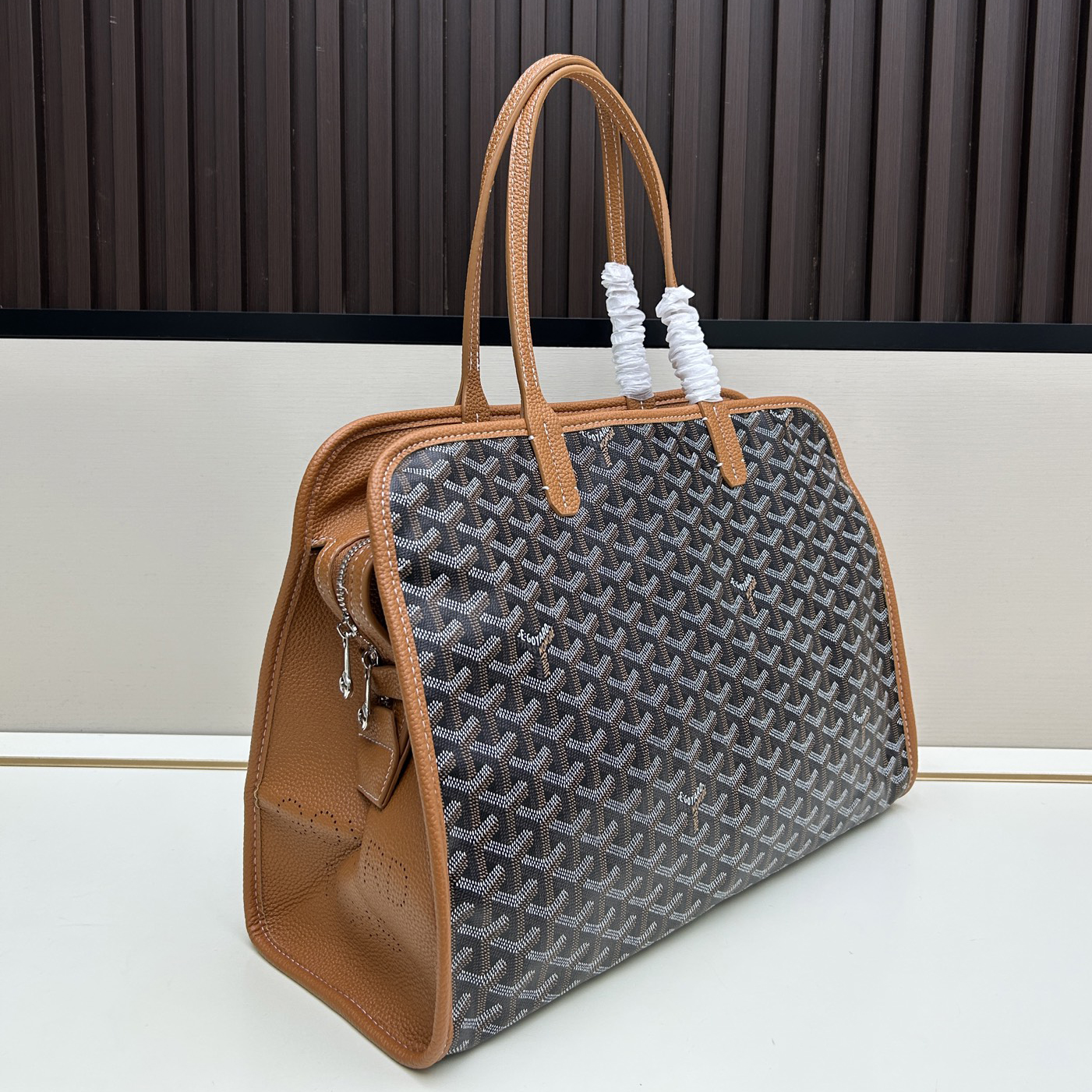 GY Classic Women's Tote - Large BNL01808