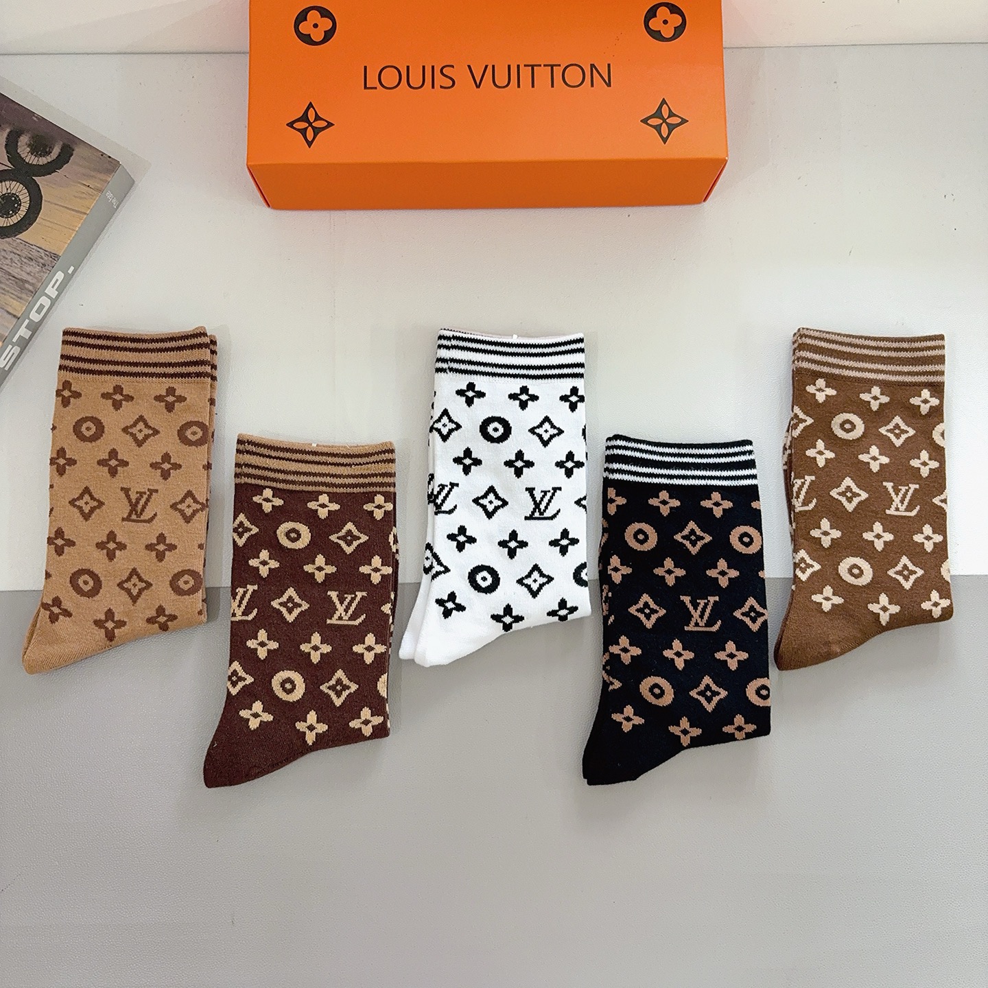 LTT Classic Monogram Socks BNL012036