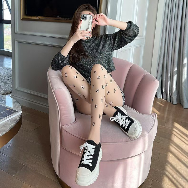 LTT  Women's Classic Monogram Pattern Stockings BNL012047