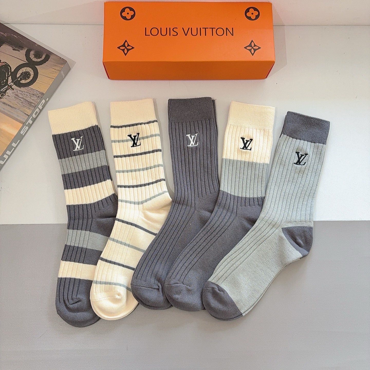 LTT Embroidered Socks BNL012023