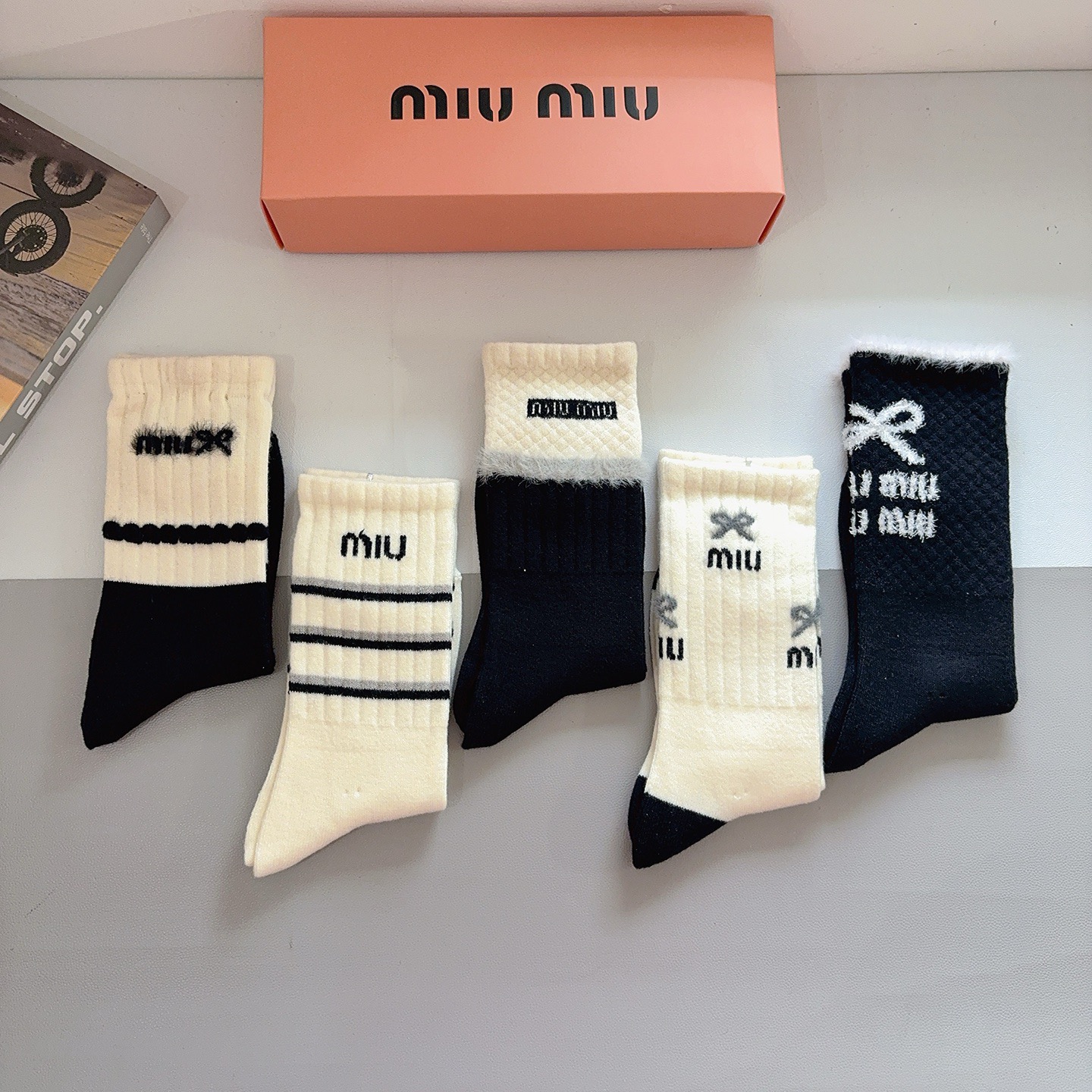 MM Women's New Fashion Socks BNL012004
