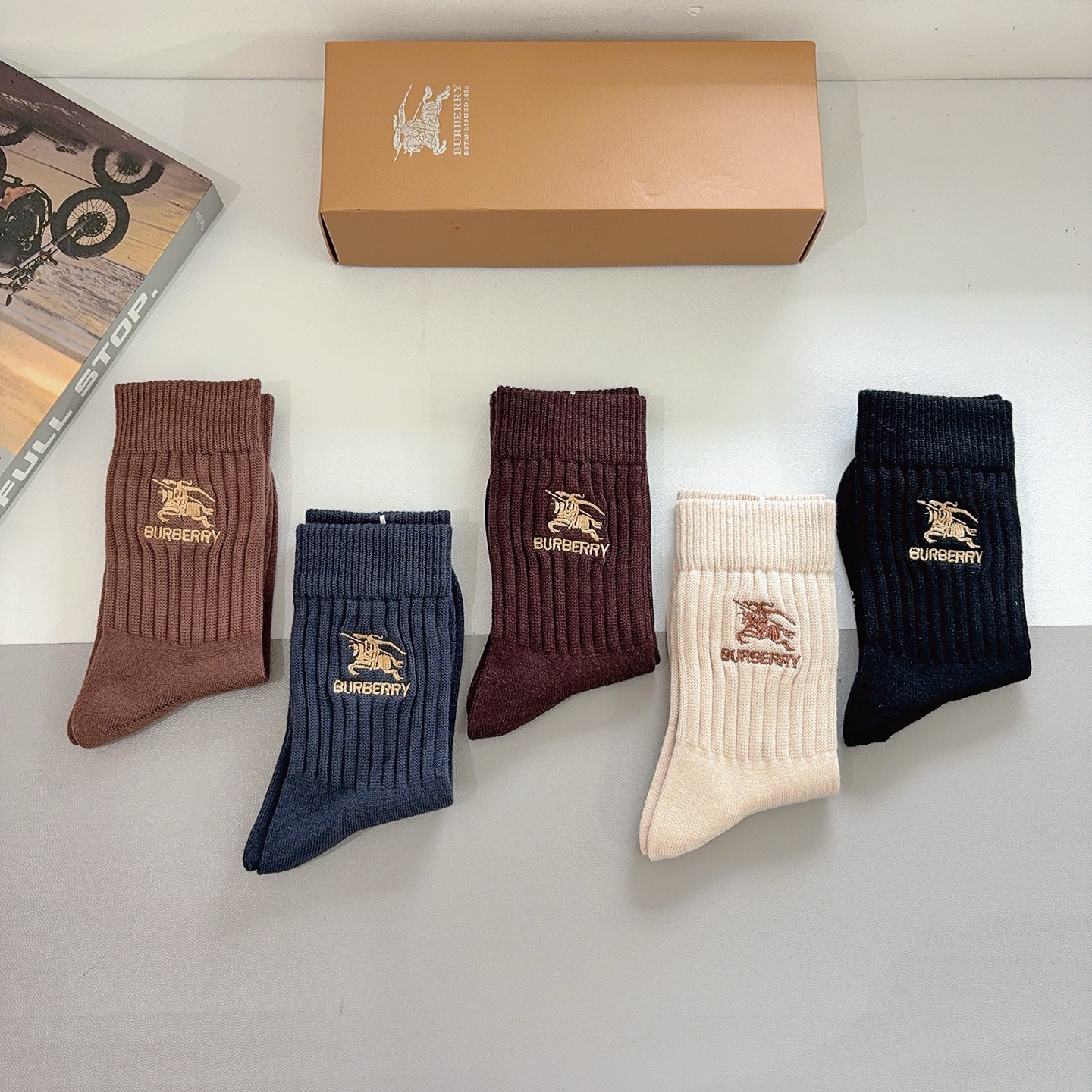 BR Men's War Horse Logo Socks BNL012043
