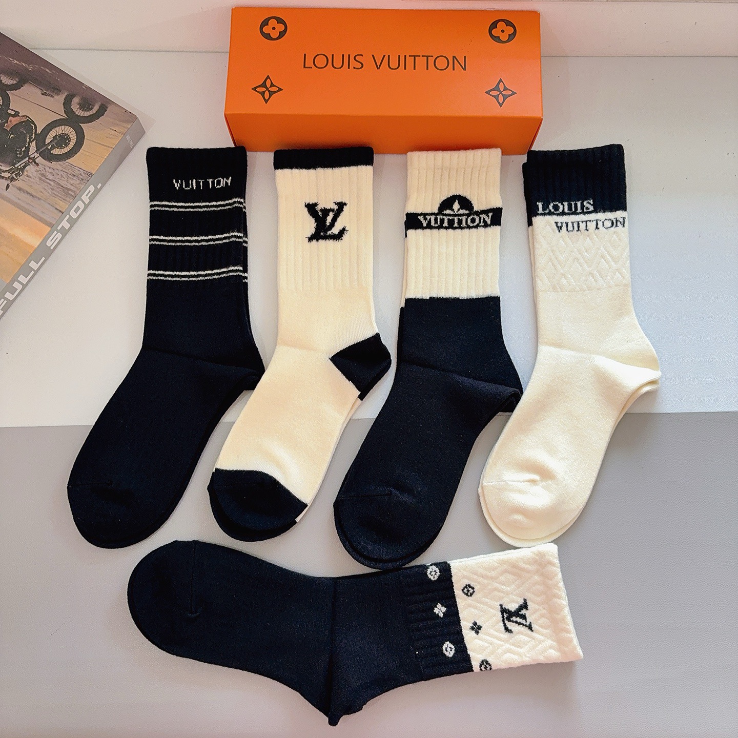 LTT  New Socks BNL012019