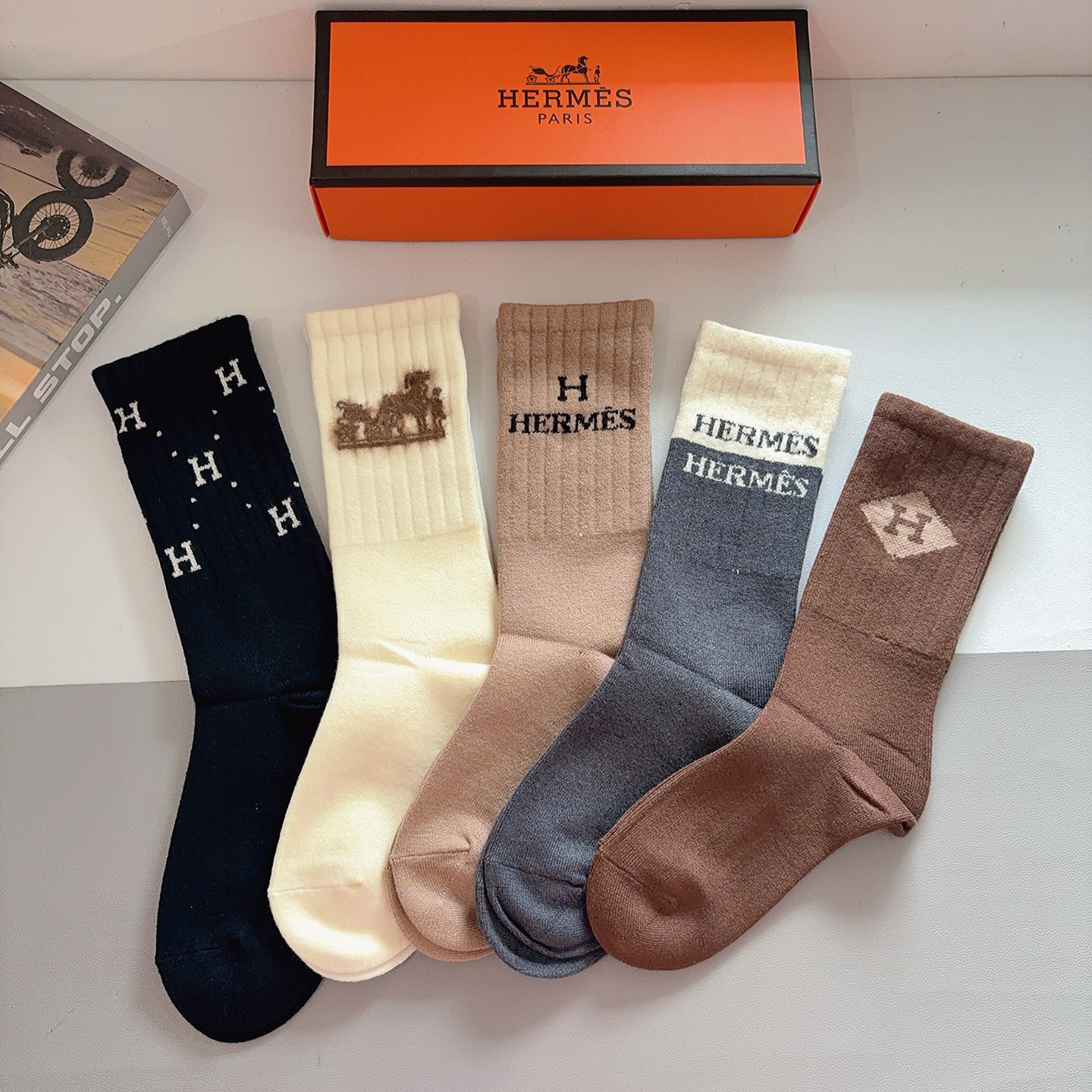 HE Socks BNL012028