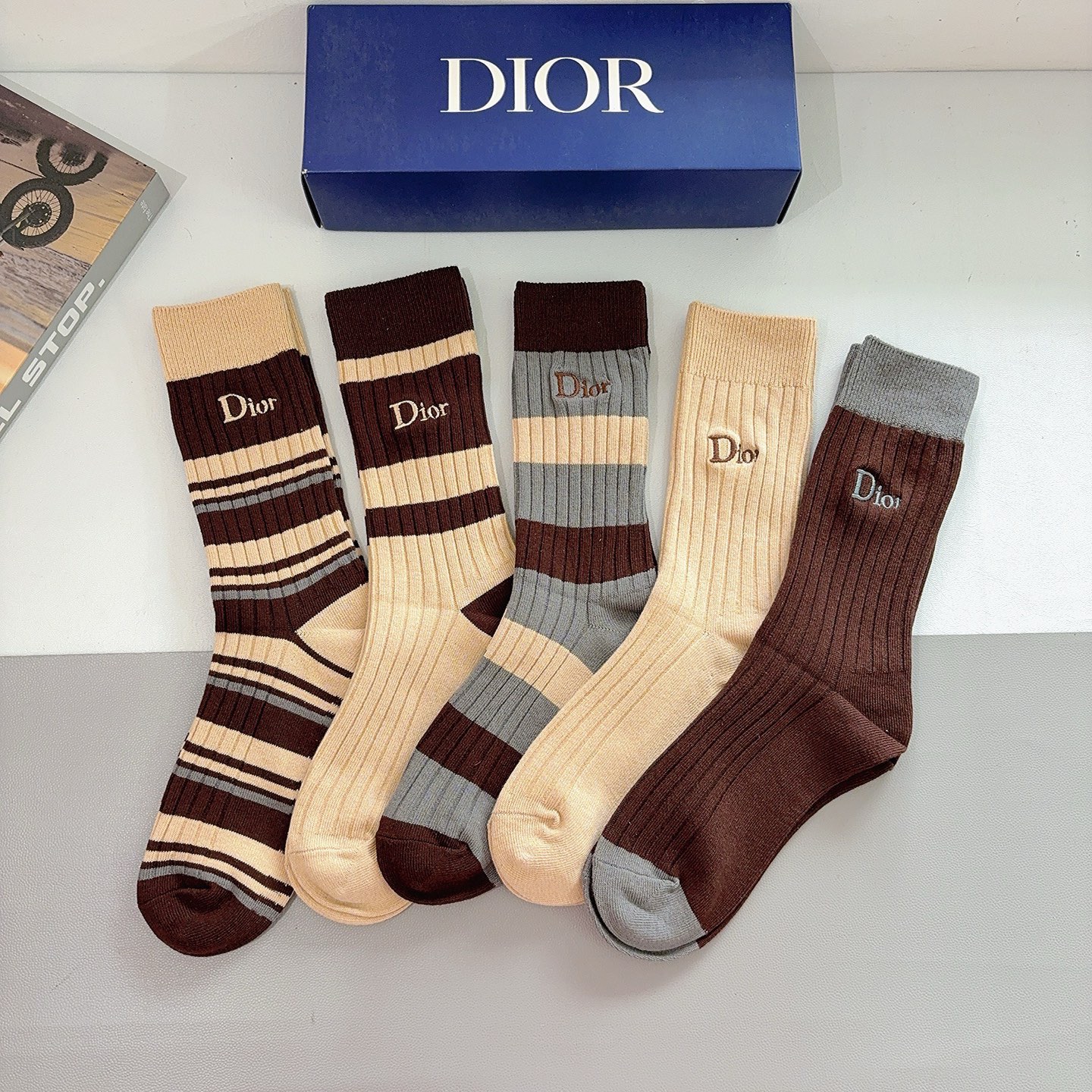 D New Casual Long Socks BNL012050