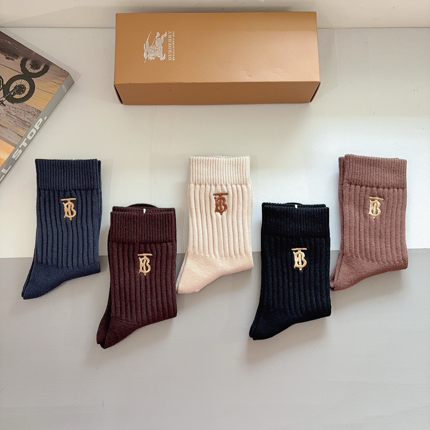 BR Men's Business Casual Socks BNL012005