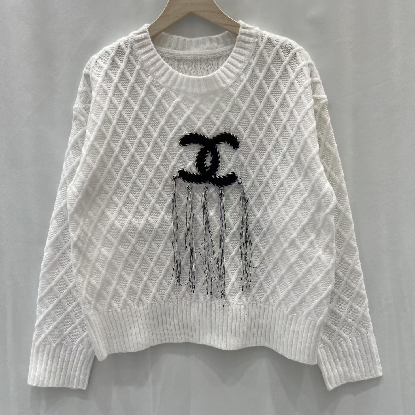 CH Women's Knit Sweater BNL012114