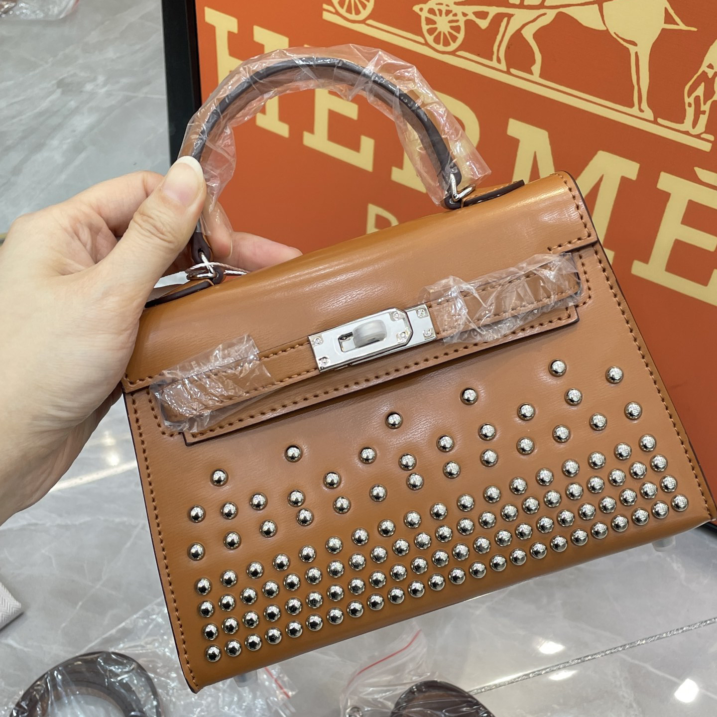 HE Mini kelly Classic Box BNL012607