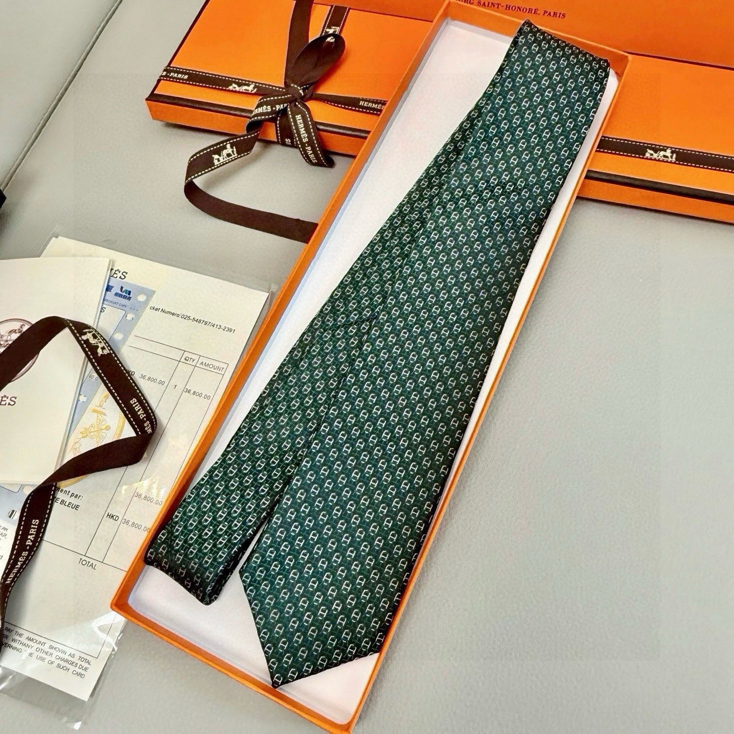 HE 26New Men's Tie BNL012710