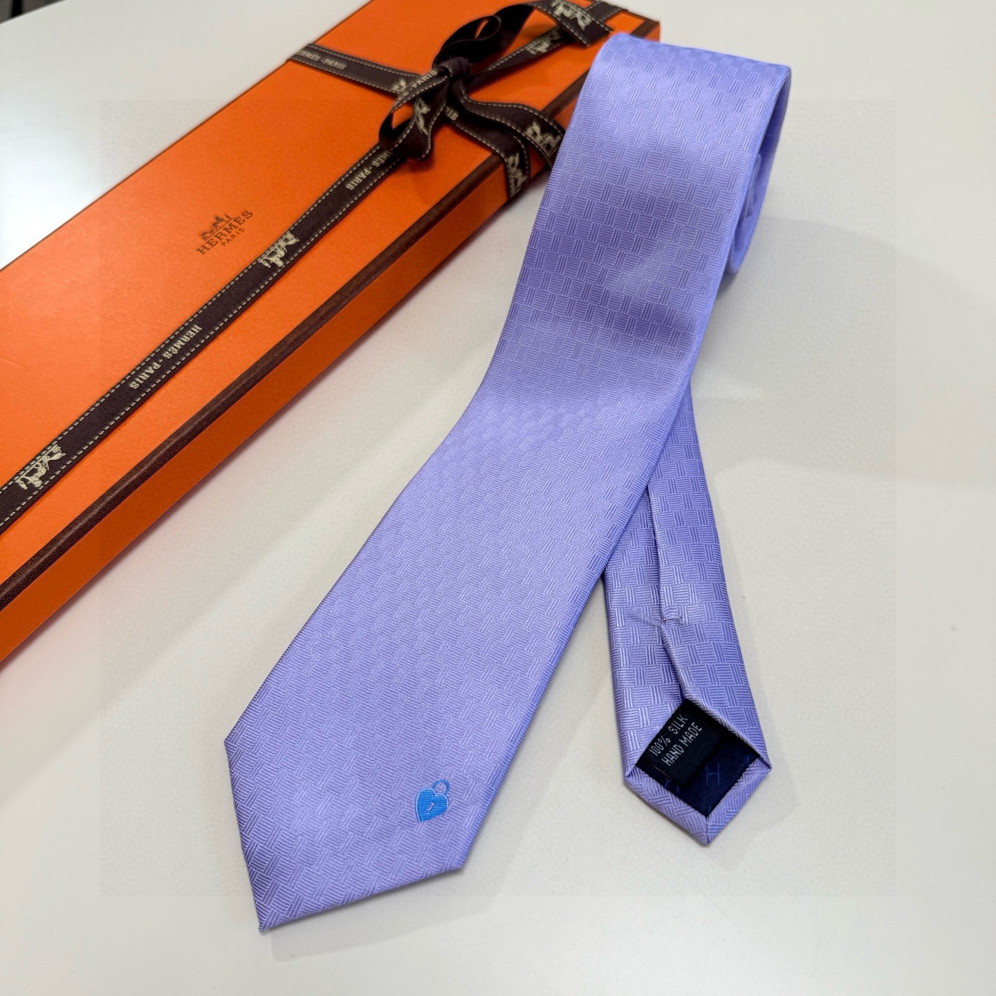 HE Key to Happiness Tie BNL012711