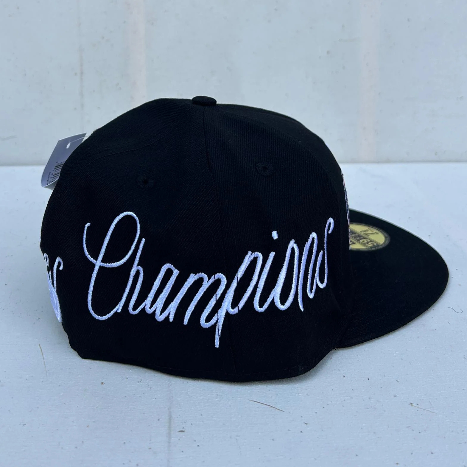 NEW ERA CHICAGO WHITE SOX WORLD SERIES CHAMPIONS FITTED EMBROIDERED CASUAL BASEBALL CAP